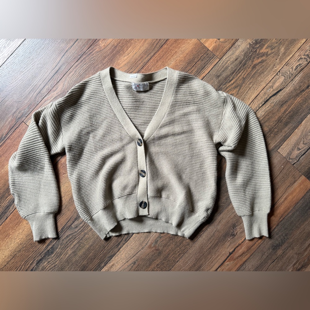 Poor Apparel V-Neck Cardigan green